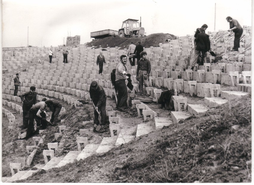 Zdjęcia z budowy stadionu Skałka i dawnych imprez żużlowych...