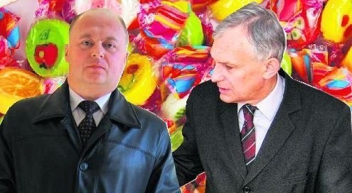 Andrzeja Gorzkowicza (z lewej) i Jana Sipiora poróżniła sprawa nie tyle wyborczej kiełbasy, co cukierków rozdawanych wyborcom