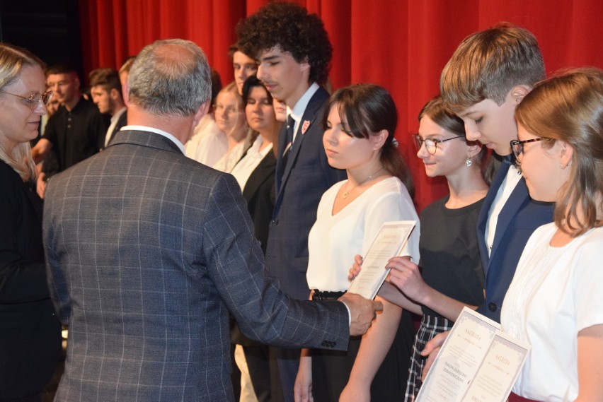 Prezydent przyznał nagrody w dziedzinie nauki i sportu
