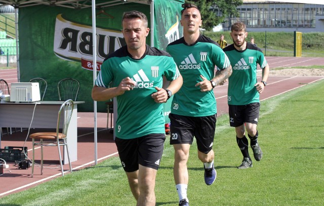 W Olimpii Grudziądz pozostali między innymi Marcin Kaczmarek (pierwszy z lewej) oraz Daniel Feruga (obok) i Damian Ciechanowski