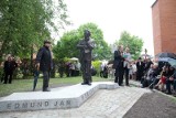 Pomnik Edmunda Osmańczyka odsłonięto na Wzgórzu Uniwersyteckim [wideo]