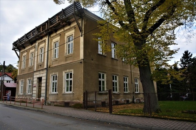 Tu, w budynku starej szkoły (Chirana) przy ul. Jagiellońskiej od dwóch lat mieli swoją siedzibę  harcerze