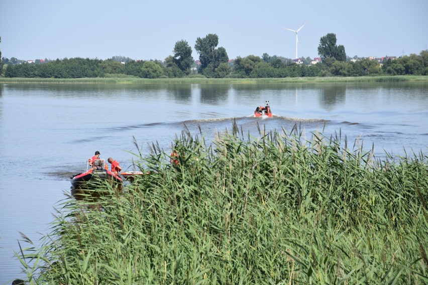 Akcja poszukiwawcza nad Jeziorem Małym w Żninie