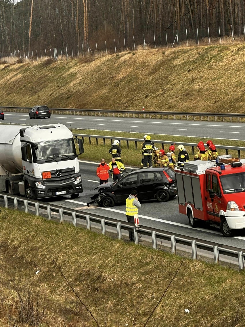 wypadek na trasie S3 pod Legnicą 03.03.2024