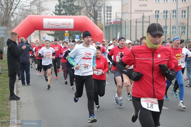 Narodowy Bieg 100-lecia Odzyskania przez Polskę Niepodległości od Bałtyku do Tatr na dystansie 10 km zorganizowano także we Włocławku. Start biegu nastąpił o godz. 11.11 na włocławskich bulwarach. Uczestnicy przebiegli 10 kilometrów ulicami centrum miasta.