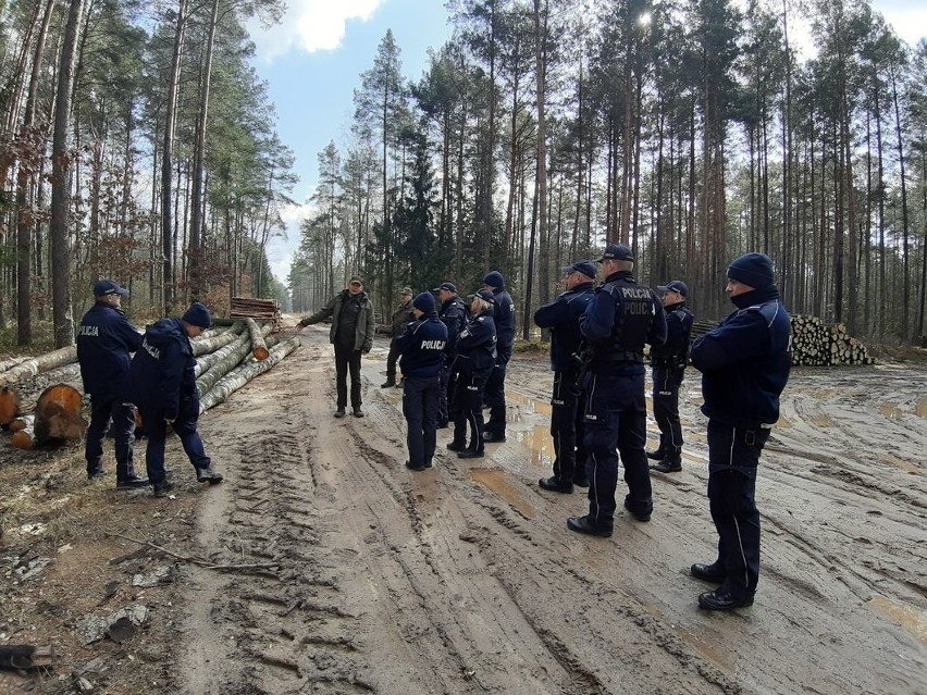 Bielsk Podlaski. Policjanci i leśnicy będą walczyć ze szkodnictwem