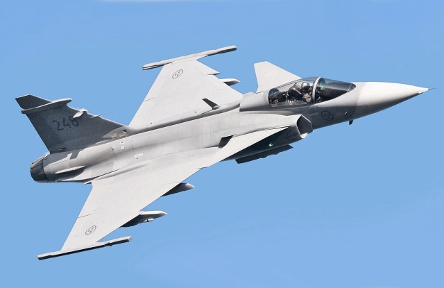 SAAB JAS 39 Gripen – szwedzki lekki myśliwiec wielozadaniowy.