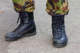 „Afera wojskowych butów” w sądzie. Marek D. oskarżony o wyłudzenie prawie 68 mln złotych