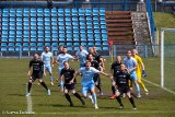 Błękitni Stargard - Górnik Polkowice 0:0. Gospodarze zatrzymali lidera. ZDJĘCIA