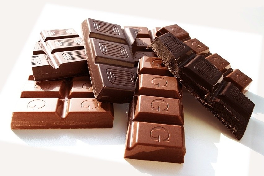 Dodatkowo spożywanie czekolady może przyczynić się do...