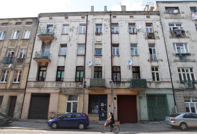 Komisja rewizyjna ma sprawdzić, czy mieszkania w kamienicy przy Zarzewskiej 18 były sprzedawane zgodnie z interesem miasta i mieszkańców.