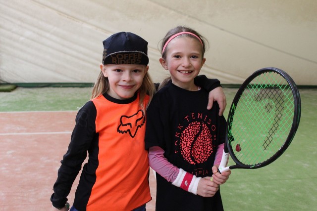 W Szkole Tenisa Roberta Godlewskiego dzieci rywalizują w cyklu turniejów Rogerek Cup.