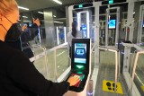 Lotnisko Kraków-Balice uruchamia nowe bramki do automatycznej odprawy granicznej. Ma być szybciej, a przede wszystkim - bezpieczniej
