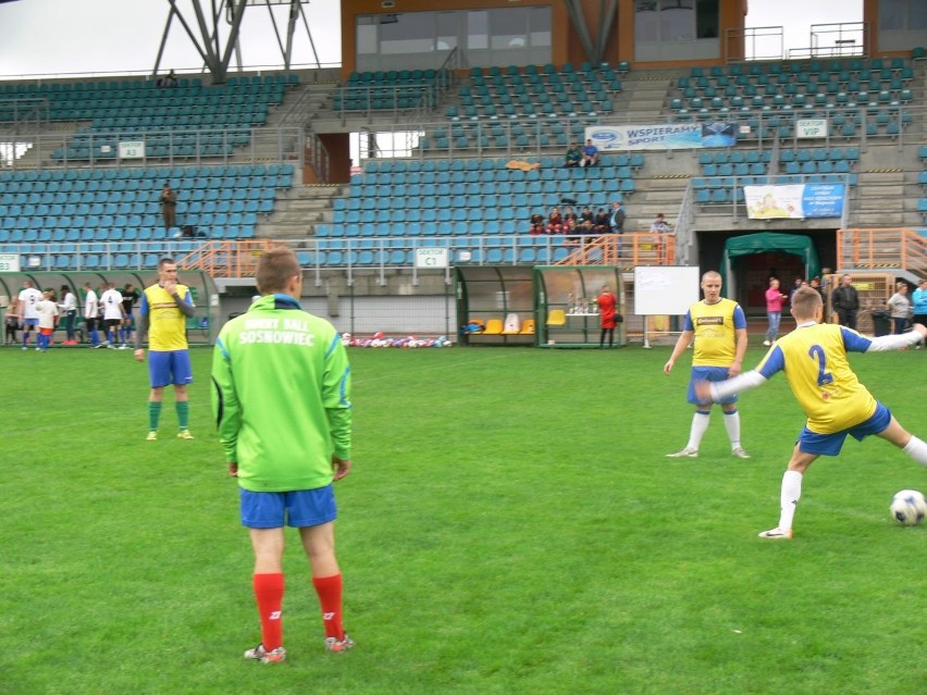 Na murawie Stadionu Miejskiego w Tarnobrzegu spotkali się wychowankowie Domów Dziecka z całej Polski