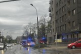 Pożar w garażu podziemnym w bloku przy ulicy Seminaryjskiej w Kielcach. W akcji strażacy