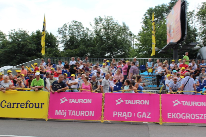 Tour de Pologne. Kolarze wjechali na metę trzeciego etapu pod Areną Zabrze. ZDJĘCIA