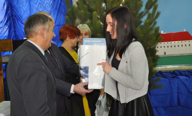 Grand Prix konkursu otrzymała  Dominika Obrębska z II liceum.