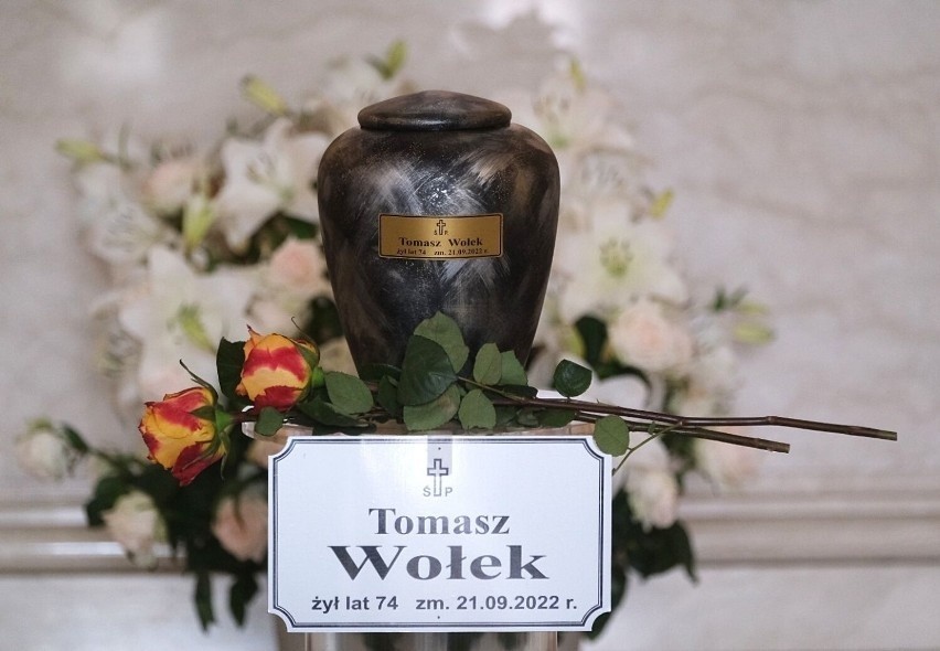 Urna z prochami Tomasza Wołka