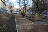 Kraków. Budowlana porażka na placu Biskupim [ZDJĘCIA]