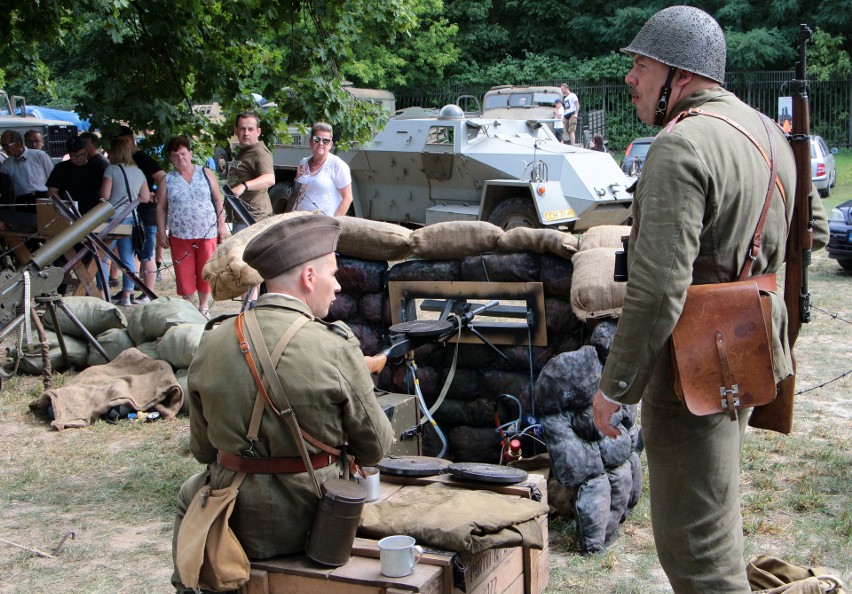 Fani militariów pojawili się też w Forcie Wielka Księża...