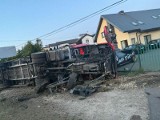 Wypadek w Mikołowie. Samochód osobowy zderzył się z tirem. Mieszkaniec Rudy Śląskiej przetransportowany do szpitala