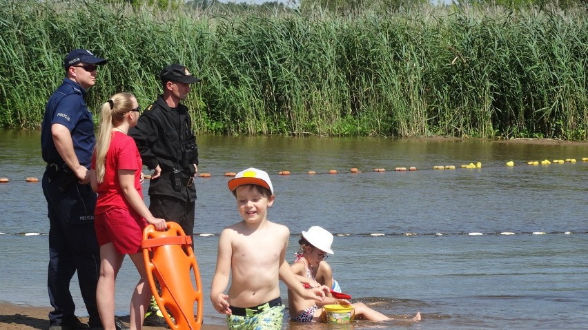 Akcja profilaktyczna "Kręci mnie bezpieczeństwo nad wodą" w Białobrzegach