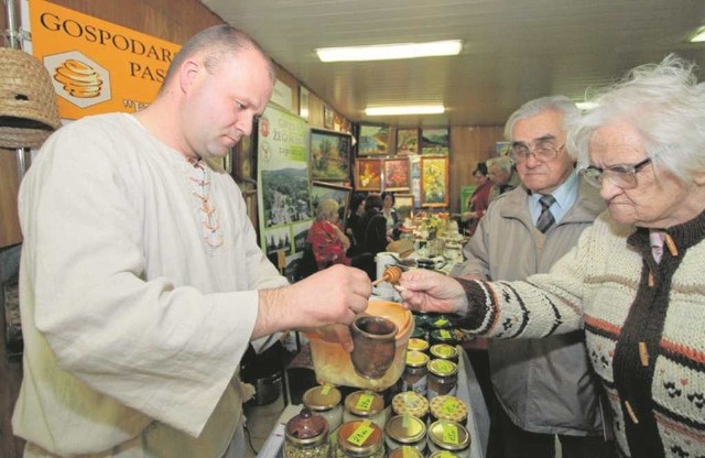 Giełda przyciąga m.in. zainteresowanych produktami regionalnymi