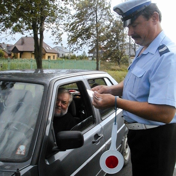 Policjanci z bielskiej drogówki nie chcą karać kierowców....