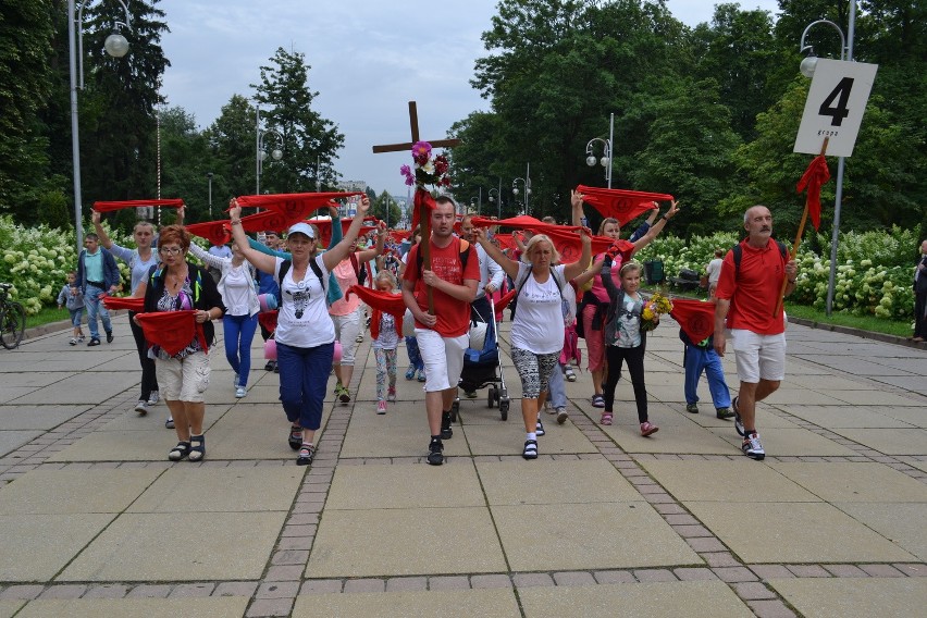 Pielgrzymka Rybnicka dotarła na Jasną Górę [ZDJĘCIA]