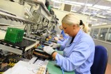 Fabryki w Ostaszewie zatrudniają! Pracowników szukają Apator, Tokai Okaya Manufacturing i inni