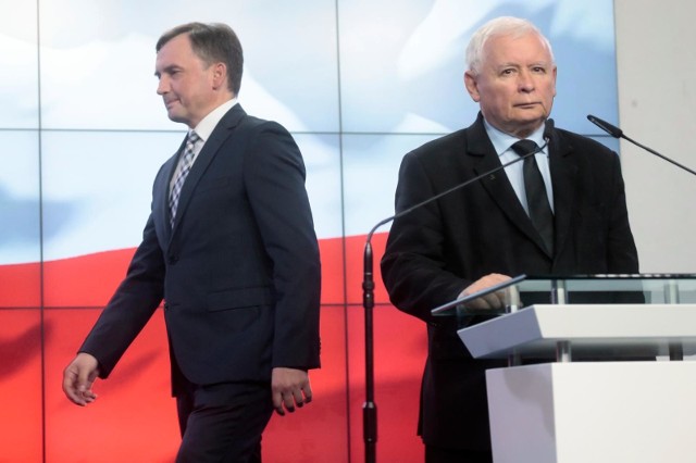 Sondaż: Polacy nie wierzą w rychły koniec konfliktu między Kaczyńskim a Ziobrą