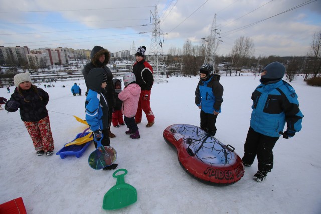 Na nartach na Górce Środulskiej w Sosnowcu