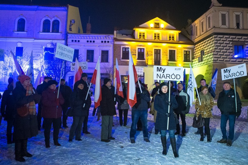 Tarnów. Protest "Solidarni z opozycją" [ZDJĘCIA, WIDEO]