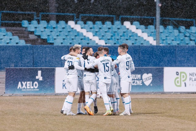W niedzielnym meczu 22. kolejki Fortuna 1 Ligi ekipa Stali Rzeszów pewnie pokonała u siebie Chojniczankę Chojnice 3:1.