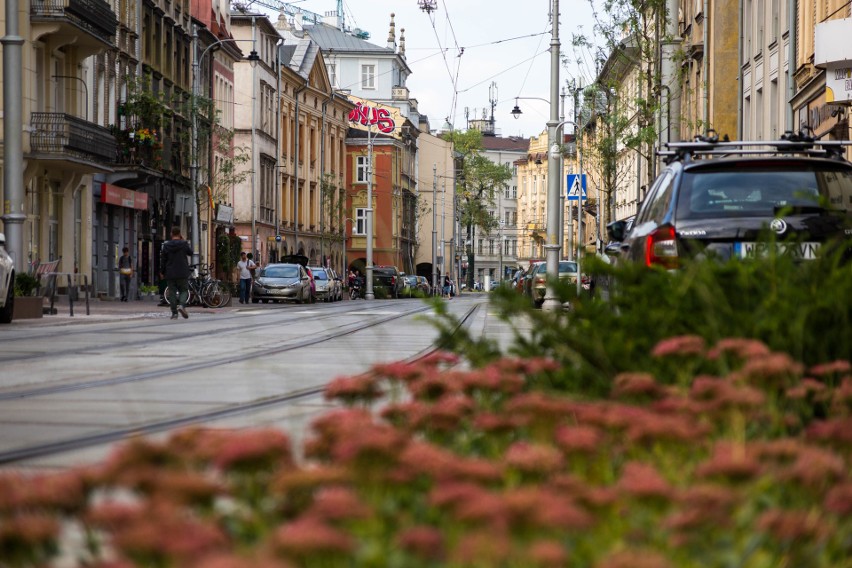 Kraków. Tajemniczy bezruch na ulicy Krakowskiej. Dlaczego przebudowa wciąż nie została zakończona? [ZDJĘCIA]