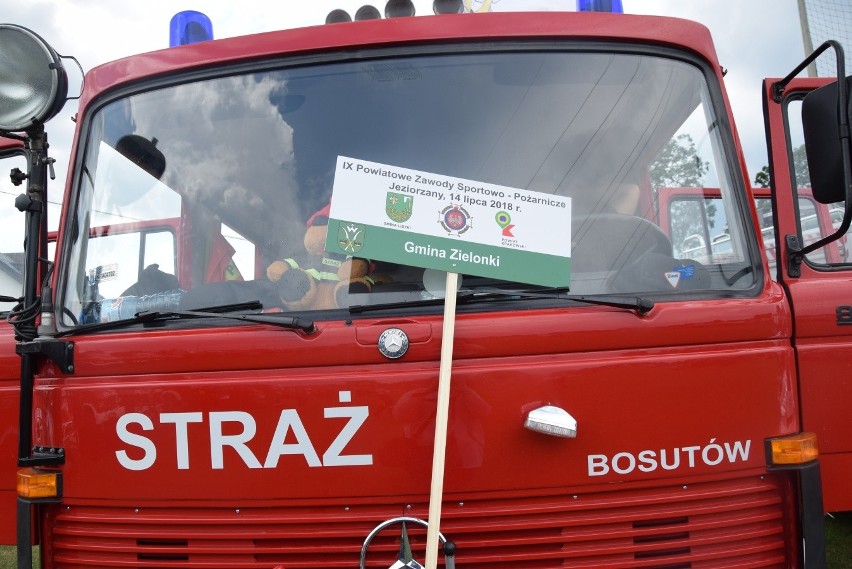 Bosutów i Poskwitów to najlepsze drużyny strażackie w powiecie krakowskim. Zawody sportowo-pożarnicze [ZDJĘCIA]