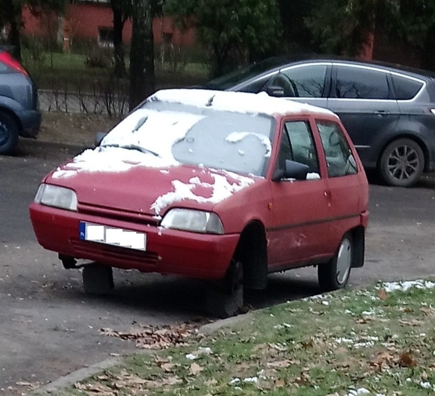 os. Piastów 49 Citroen AX