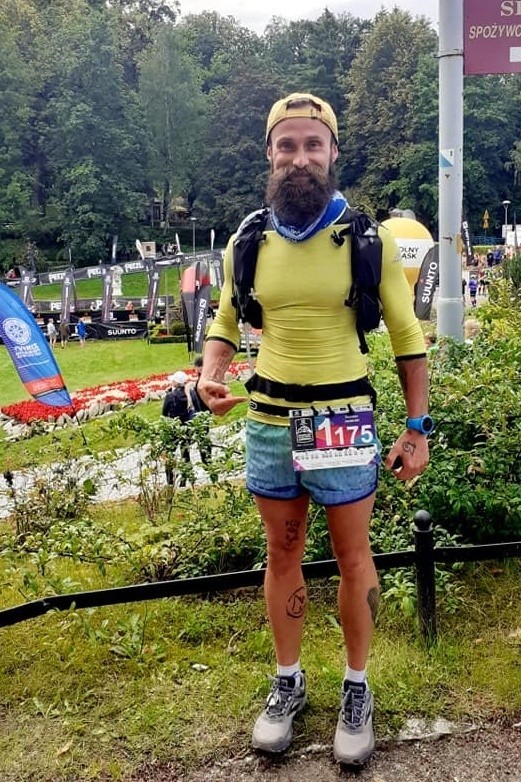 Tomasz Jezierski, wiking ze Skarżyska-Kamiennej, zaliczył niebotyczny dystans. Biegł prawie dwie doby bez przerwy!
