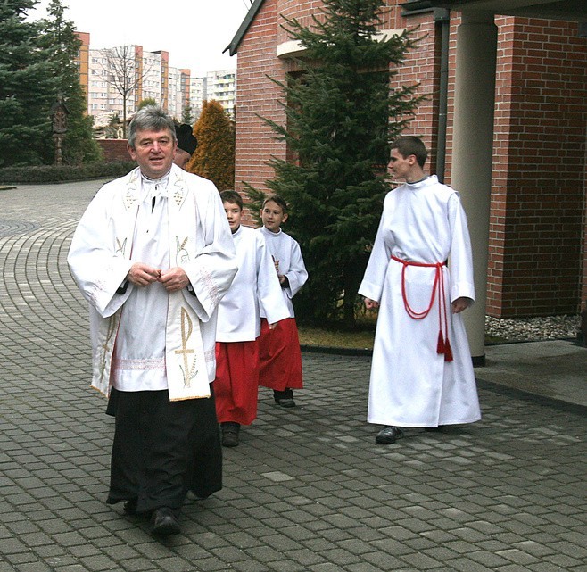 Kolęda, czyli wizyta duszpasterska. Ile dac księdzu na...