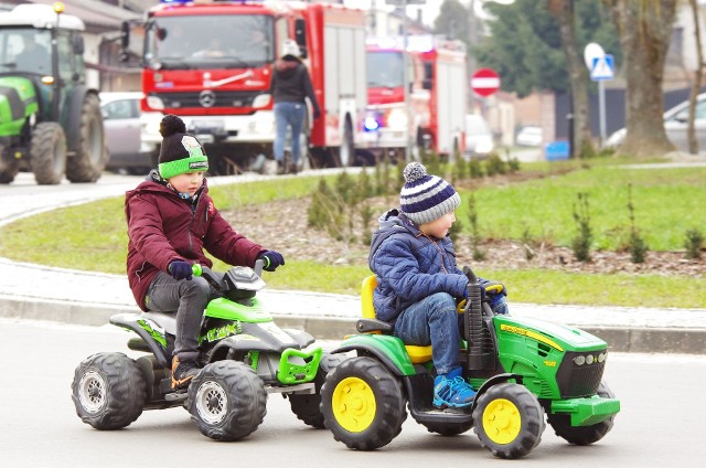 W ramach 31. finału WOŚP w Koprzywnicy odbyła się także parada pojazdów wszelkich.