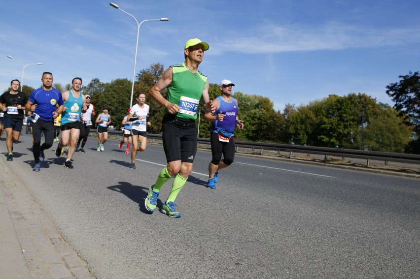 Uczestnicy Maratonu Warszawskiego 2018. Więcej zdjęć...