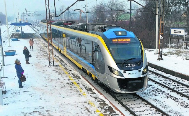Choć pomiędzy Opolem a Kędzierzynem-Koźlem pasażerów wożą nowoczesne Impulsy, to i tak do celu docierają spóźnieni.