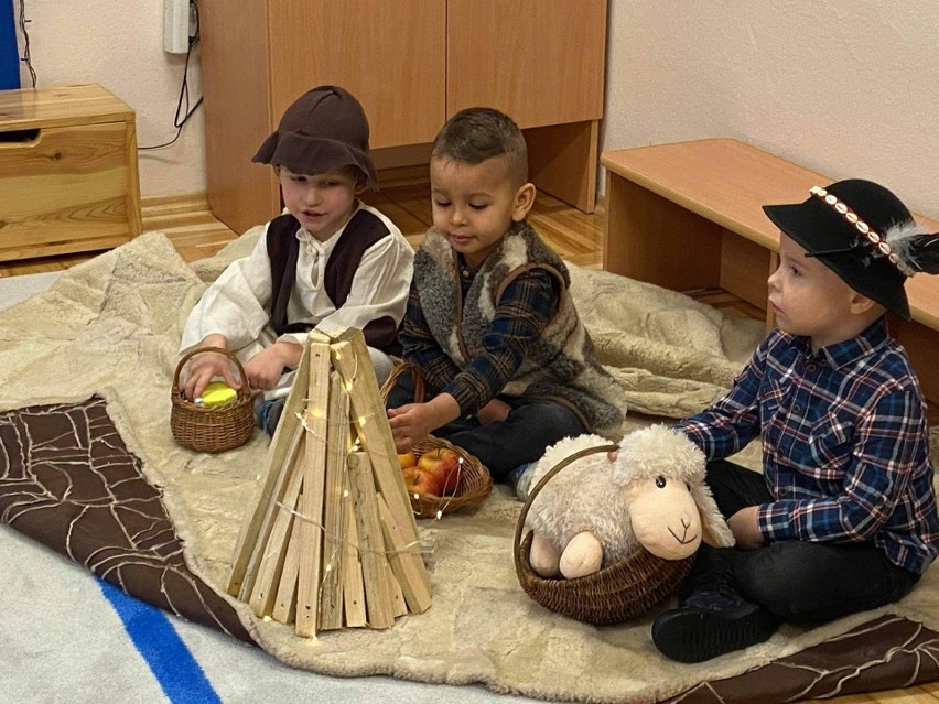 Przedszkolaki z Samorządowego Przedszkola nr 3 w Przysusze,...