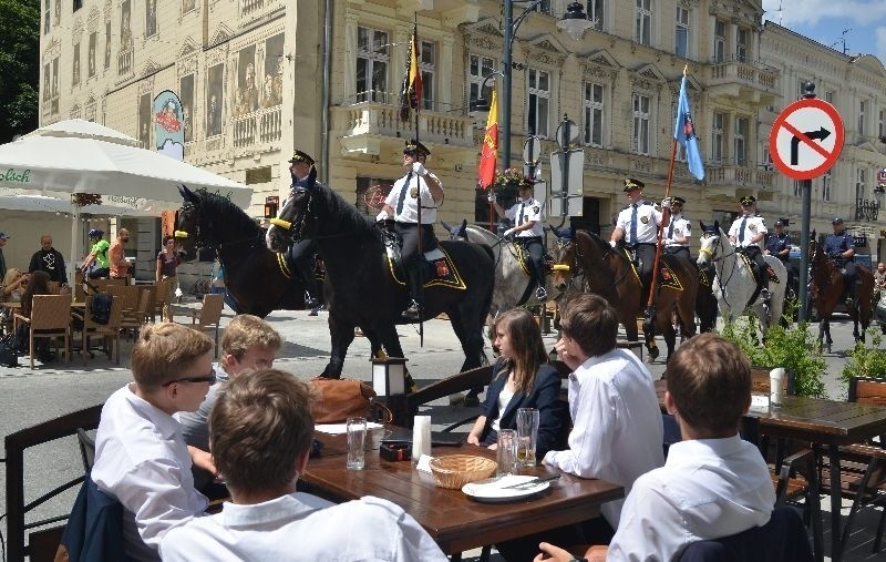 Piotrkowska otwarta! Zabawa na deptaku potrwa do niedzieli [zdjęcia]