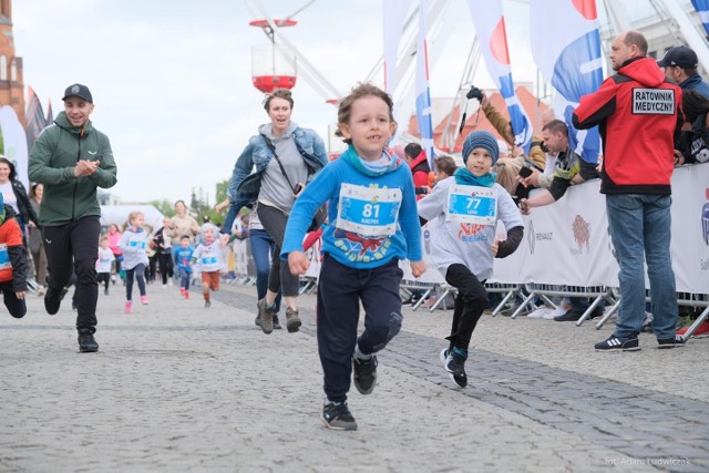 Bieg Juniora 100 m - Rynek Kościuszki.