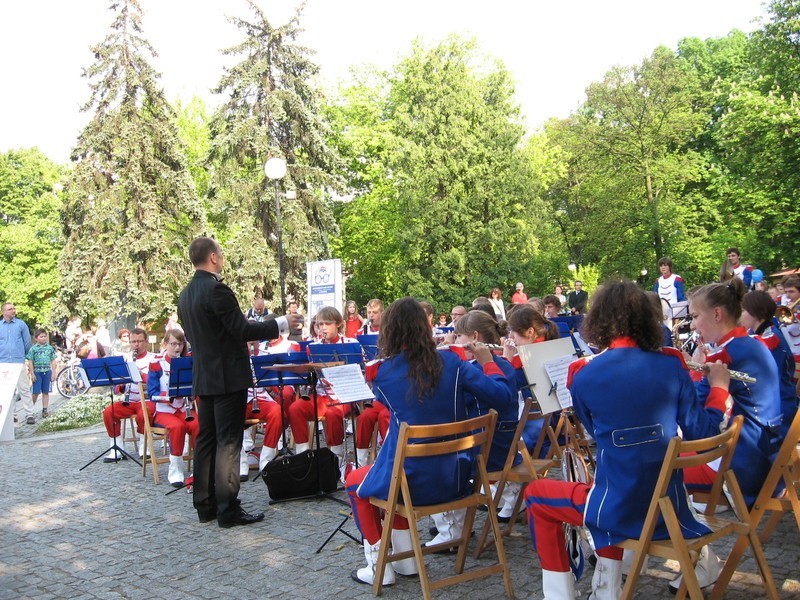 Najpierw była muzyka klasyczna w parku