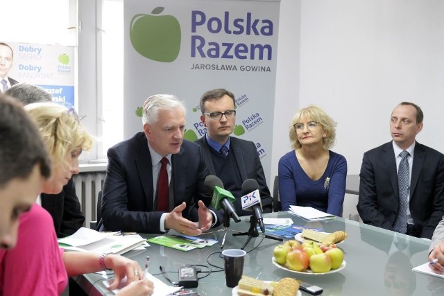 Jarosław Gowin w Bydgoszczy mówił o tym, by dać szansę takim przedsiębiorstwom, jak Pesa. Ale zaznaczał też: - Państwo nie powinno ingerować w gospodarkę, ale przyjąć rolę strażnika uczciwej konkurencji.
