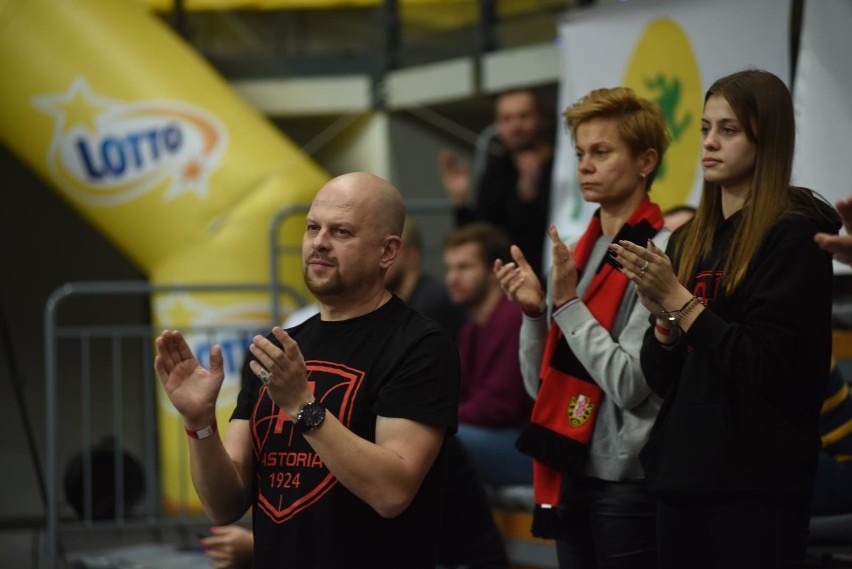 Koszykarze Enea Astorii Bydgoszcz wygrali z liderem tabeli -...