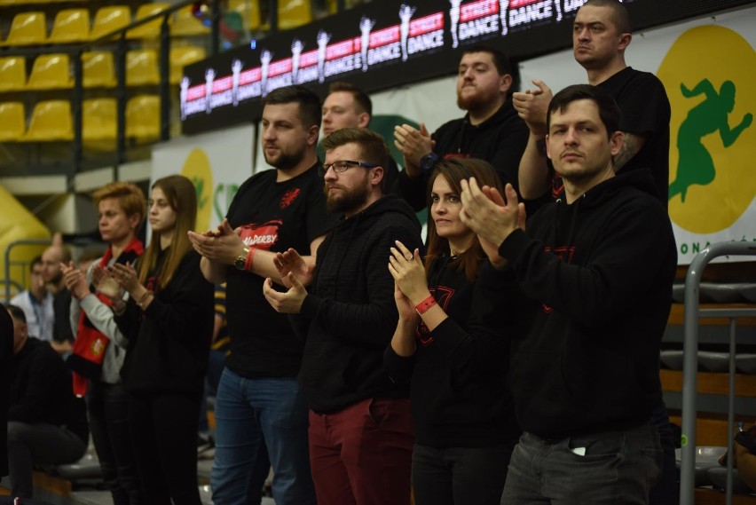 Koszykarze Enea Astorii Bydgoszcz wygrali z liderem tabeli -...