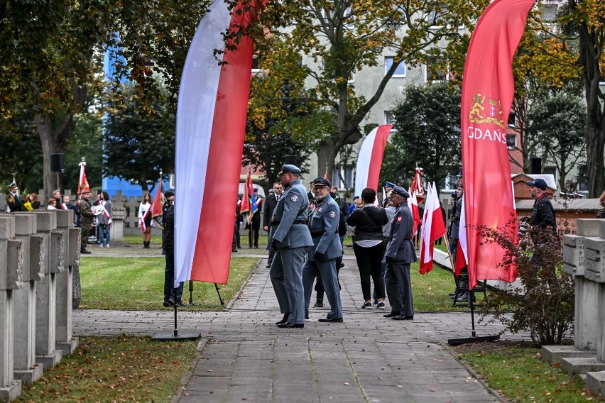 Uroczystości 83. rocznicy rozstrzelania Obrońców Poczty Polskiej w Gdańsku. 05.10.2022 r. ZDJĘCIA